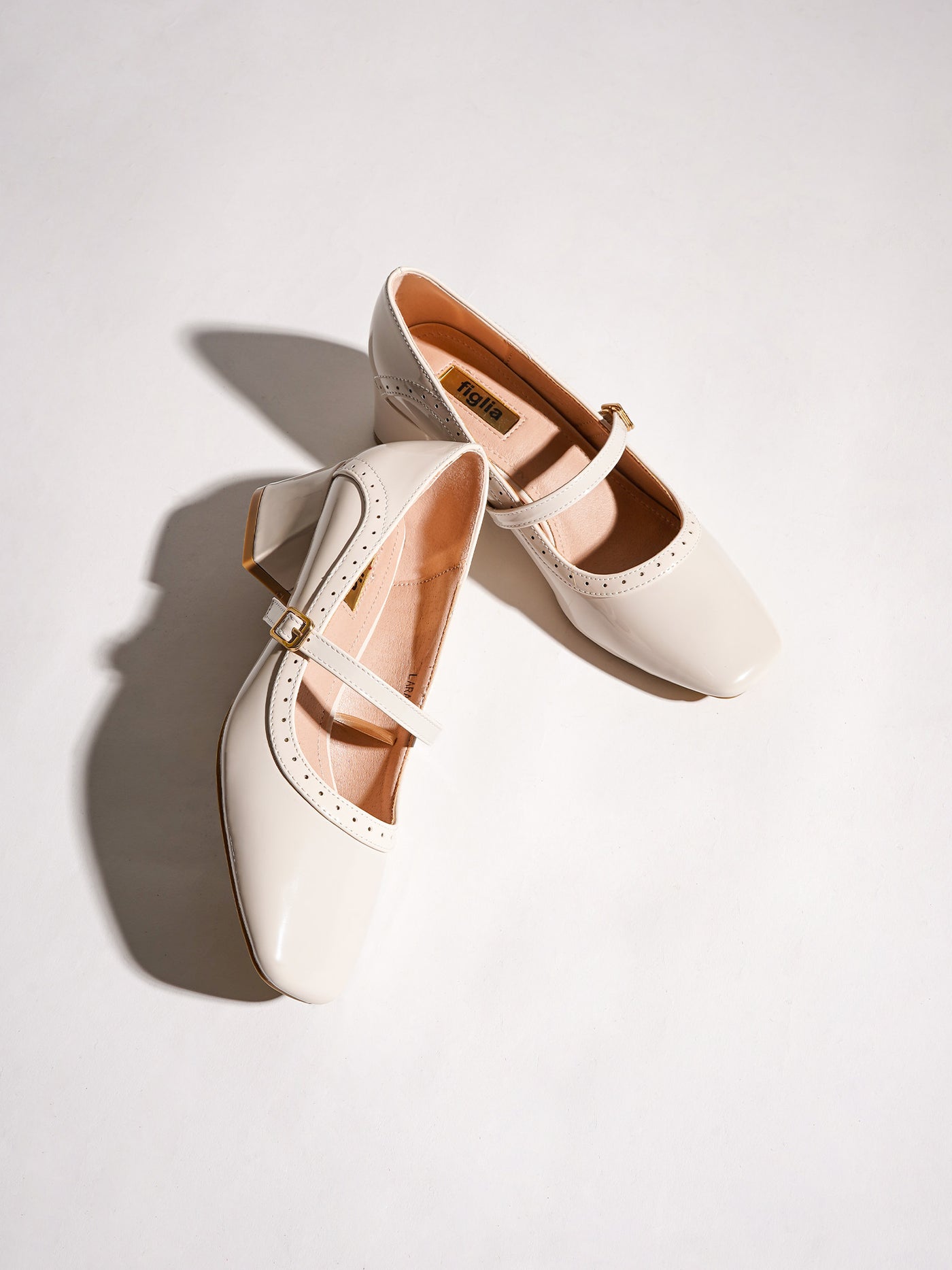 Lara Mary Jane Pumps