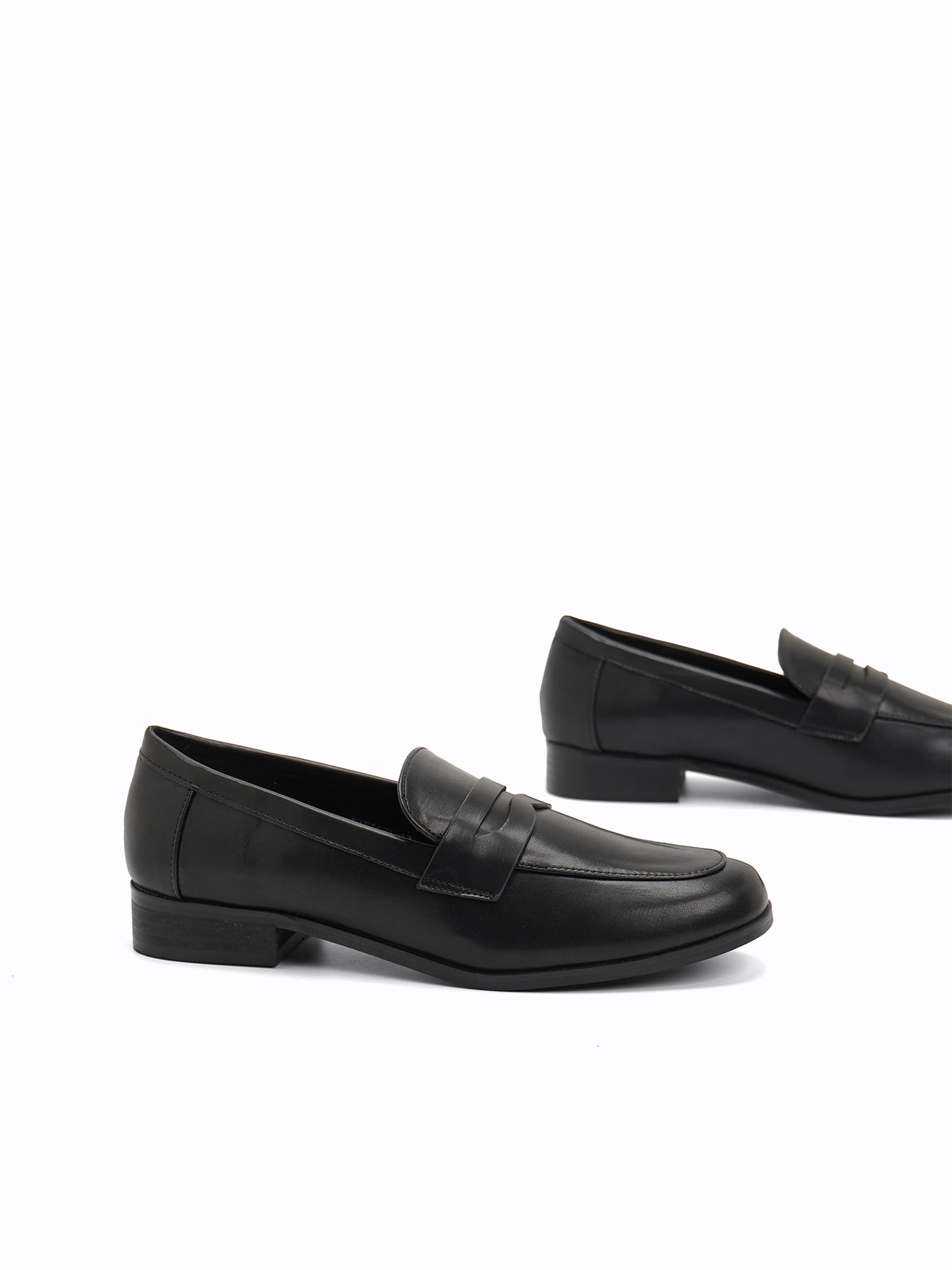 Nakisha Casual Loafers