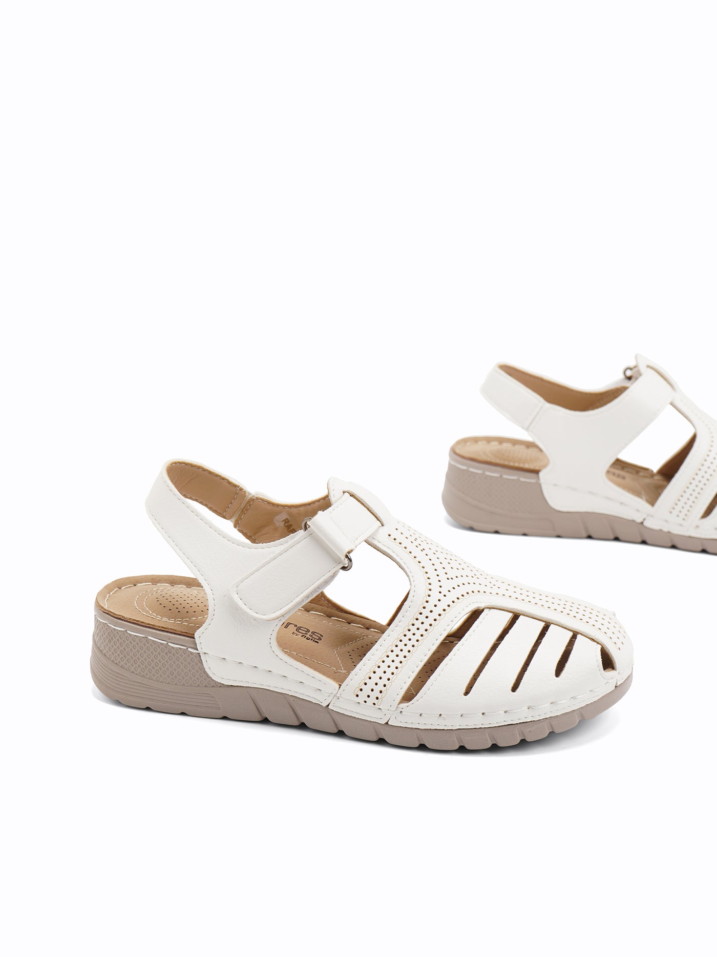 Raffy Flat Sandals