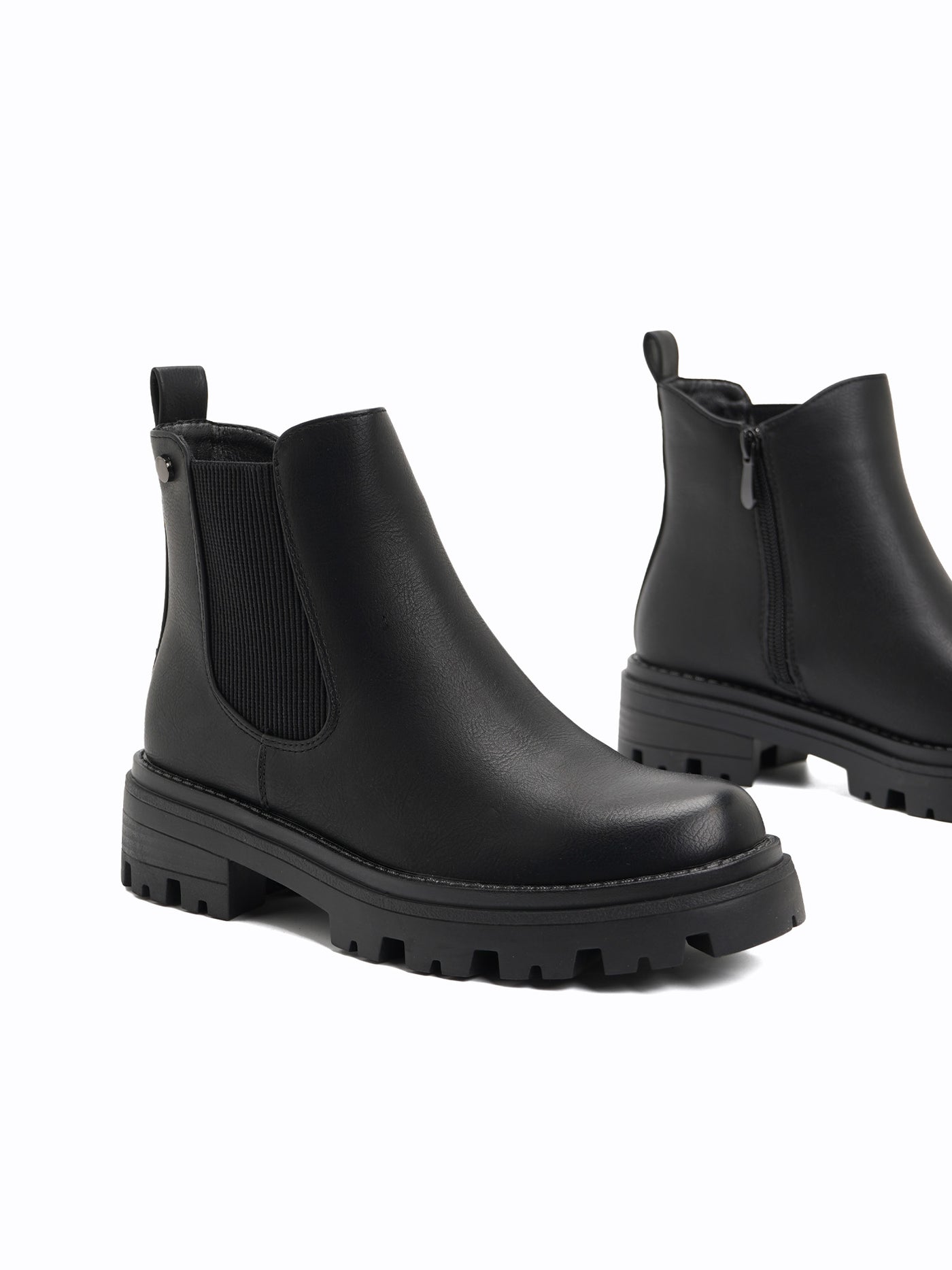 Regina Chelsea Boots